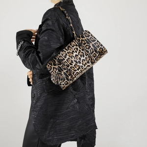 Leopard print crossbody bag with heart pendant and trendy shoulder strap for women