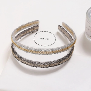 Detail shot of shimmering rhinestone headbands with metal chains, size 38cm and weight 17g