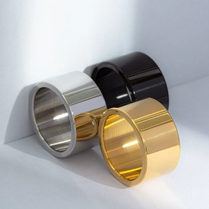 Set di 3 anelli a fascia larga 12mm lucidati a specchio in oro, argento e nero