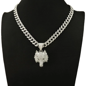 Collier hip hop pendentif tête de loup argenté avec strass et chaîne cubaine homme