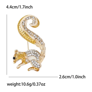 Cartoon squirrel alloy brooch with white rhinestones and enamel, 4.4cm size specs