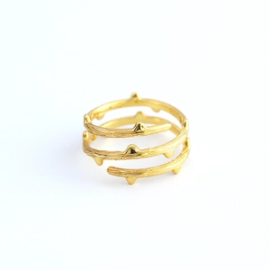 Minimalist gold S925 silver layered thorn ring with textured branch design and open band