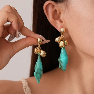 Fashionable gold shell earrings with green acrylic resin pendants for women