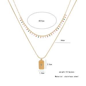 Détails du collier double couche en acier doré avec spécifications et pendentif céleste