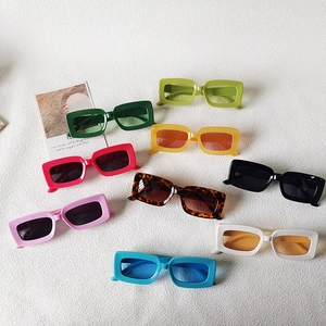 Retro Rectangle Sunglasses UV400 Protection Resin Frame PC Lens Vintage Square Eyewear For Women Men Y2K Style