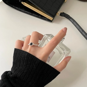 S925 sterling silver open ring with irregular rock texture and round black gemstone