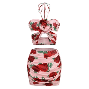 Ensemble d'été 2 pièces pour femme avec imprimé rose, haut licou et jupe moulante