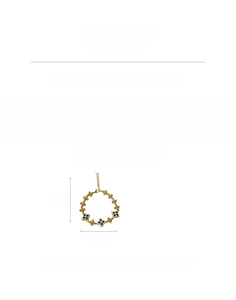 Detalle de pulsera de trébol dorado con circón verde, peso 11,9g y longitud de 22cm