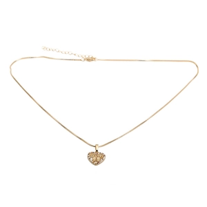Collana cuore dorata con scritta 'mama' e zirconi su una catena a maglia box