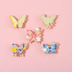 Broches Papillon et Fleur en Alliage de Dessin Animé Émaillé pour Femmes Broches d'Animaux Floraux pour Vêtements Sac à Dos Bijoux Cadeau