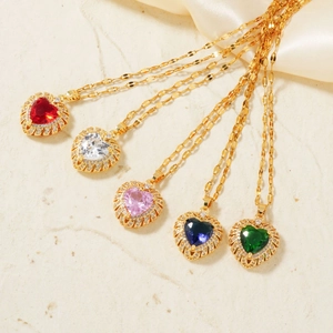 Minimalist heart crystal necklaces with zircon-studded edges in five assorted colors