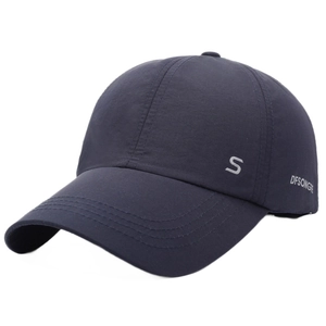 Quick-dry soft top baseball cap in dark navy with embroidered letter S logo detail