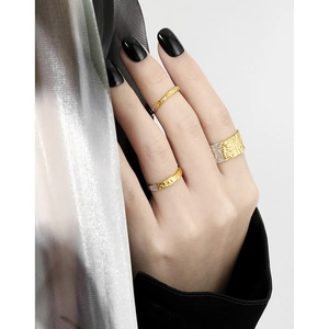 Minimalist S925 silver two-tone wide open rings with irregular crumpled foil texture