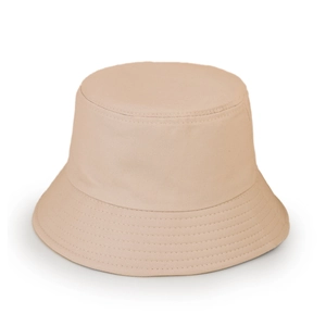 Détail du chapeau bob en coton avec coutures renforcées et tissu sergé beige clair