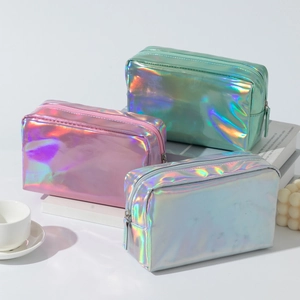 Three-piece set of laser holographic PU makeup bags in pink, green and silver finishes