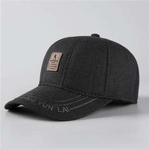 Winter thermal baseball cap for men in dark grey wool fabric with fold-down ear protection