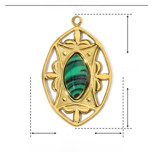 Size specifications of vintage geometric gold pendant with green natural stone inlay