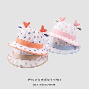 Simpatici cappelli da sole per neonati a pois con corna a cuore in colori pastello