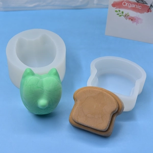 Silicone molds for cat head and toast bread shaped DIY baking and aroma stones