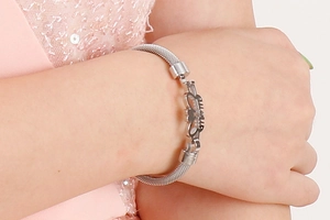 Silver mesh steel bracelet for women featuring MOM heart hollow design on wrist