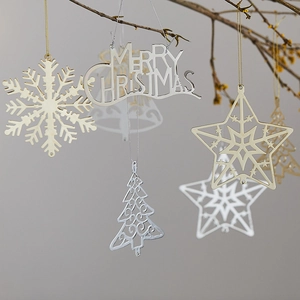 Christmas Hanging Ornaments Iron Metal Hollow Out Xmas Tree Decoration Star Snowflake Bell Reindeer Gold Silver Holiday Decor