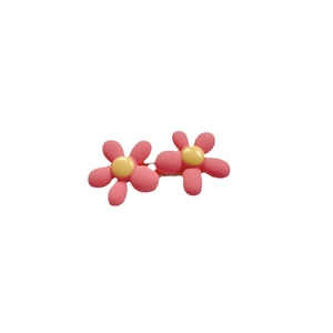 Pink matte resin flower hair clip with yellow center for women's summer hairstyle