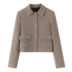 Chic houndstooth cropped blazer with golden buttons in reddish-brown plaid style