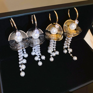 Vintage Lotus Leaf Tassel Earrings With 925 Sterling Silver Earring Post Alloy Zircon Imitation Artificial Pearl Dangle For Women