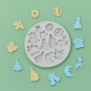 Moule de Noël en silicone avec sapin, cerf et maison pour la décoration de gâteaux DIY