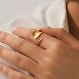 Minimalist 18K gold plated stainless steel open ring with irregular geometric design