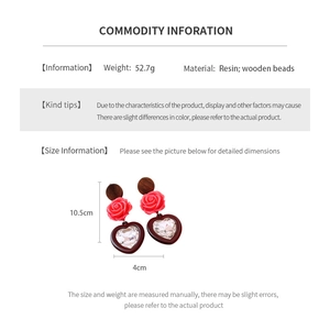 Size chart showing 10.5cm heart earrings with resin rose and wooden beads details