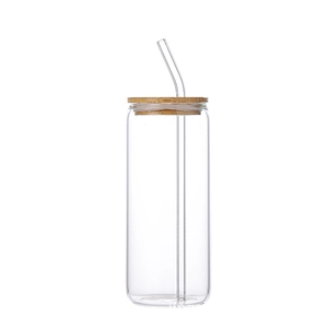 Minimalistisches Glasbecher-Set aus Borosilikatglas mit Bambusdeckel und Trinkhalm