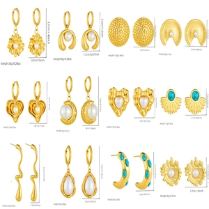 Vintage gold-plated jewelry set with heart charms, faux pearls and turquoise pendants