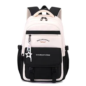Sac à dos imperméable noir et blanc léger avec slogan smile et pendentif étoile