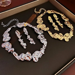 Irregular Wrinkled Liquid Metal Alloy Necklace And Earrings With Silver Earring Post Minimalist Personalized Luxury Jewelry