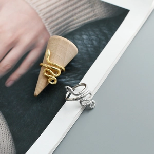 Adjustable S925 sterling silver snake rings in gold and silver with scale textures
