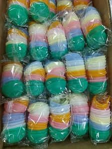 Palloncini d'acqua in silicone riutilizzabili multicolore nella scatola di spedizione