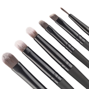 Professionelles 10-teiliges schwarzes Make-up-Pinsel-Set mit weichen Synthetikfasern