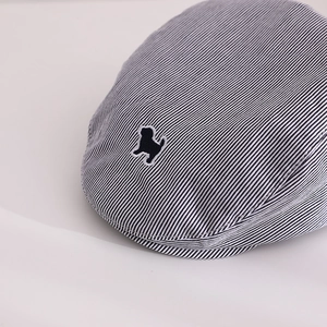 Béret rayé pour bébé garçon avec broderie chien et visière vintage de protection