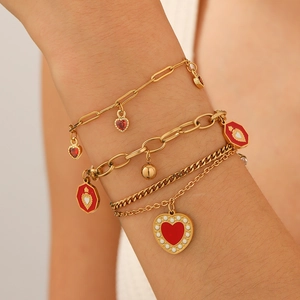 Bracelet En Acier Inoxydable Cœur Rouge Plaqué Or 18K Émail Zircon Bijoux Romantiques Pour Femmes