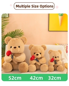 Comparativa de tamaños de ositos de peluche de 32cm, 42cm y 52cm mostrados en un sofá