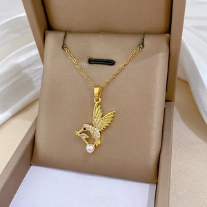 Collier Pendentif Colibri Or Chaîne En Acier Inoxydable Zircone Cuivre Faux Künstliche Perle Oiseau Bijoux Pour Femmes