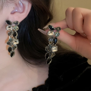 Gothic luxury dark drop earrings with crystals and tassels for elegant women