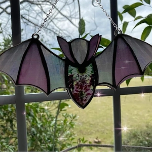 Halloween Bat Suncatcher Hanging Decoration Acrylic Stained Glass Style Pressed Flower Gothic Window Car Mirror Decor