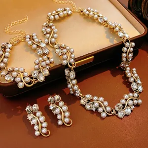 Vintage Jewelry Necklace Bracelet Earrings With Imitation Artificial Pearls Rhinestones Alloy Silver Earring Post Women Retro