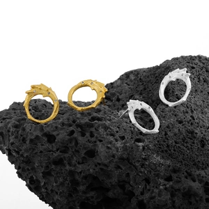 Elegant irregular round S925 silver stud earrings with zircons and dragon scale texture