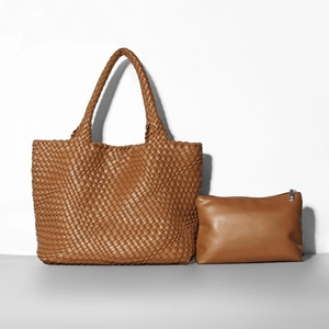 Woven Tote Handbag For Women Large Capacity Vegan Leather With Pouch Magnetic Buckle Beach Daily Retro Style