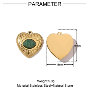 Detailed size chart of gold stainless steel heart pendant with green natural stone