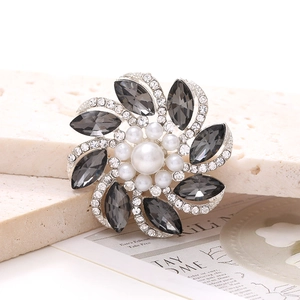 Abalorio de flor para zapatos con cristales grises y perla para zuecos y DIY