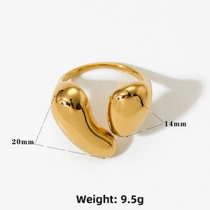 Detailed view of irregular 316 stainless steel ring with 20mm and 14mm dimensions